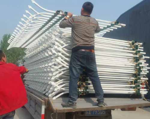 �b܇�е��\��o��